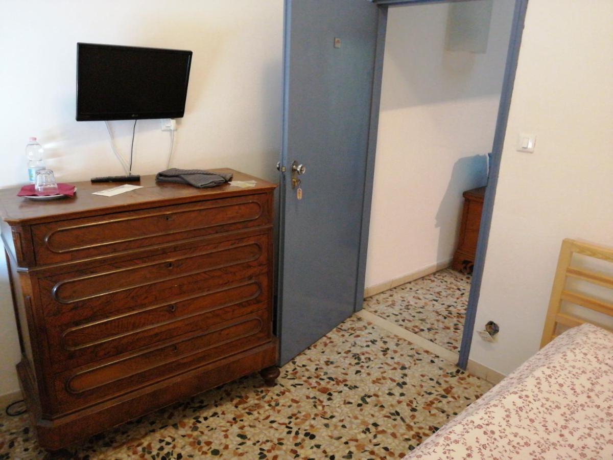 Affittacamere Fiore Ίμολα Εξωτερικό φωτογραφία